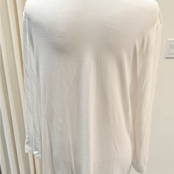 CHICO’S WHITE V-NECK LONG SLEEVE TOP - Picture 5 of 5